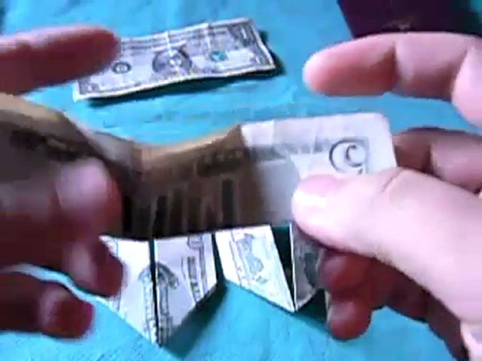 Le Libre Penseur - Complot illuminati - Dollars Pliés