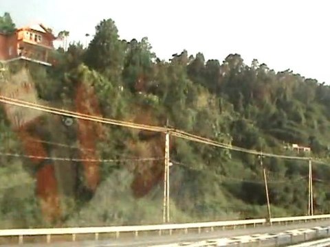 Rize Çamlıhemşin, Çay Bahçesi, Aile amaezarlığı