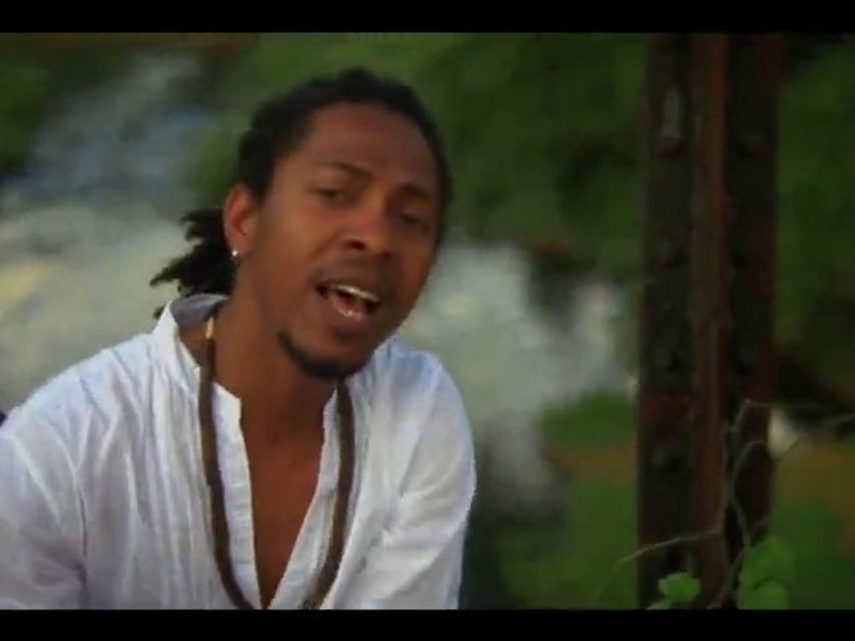 [New!!] AKA KOXX - Girl Friend  /Remix zouk /Clip 2010