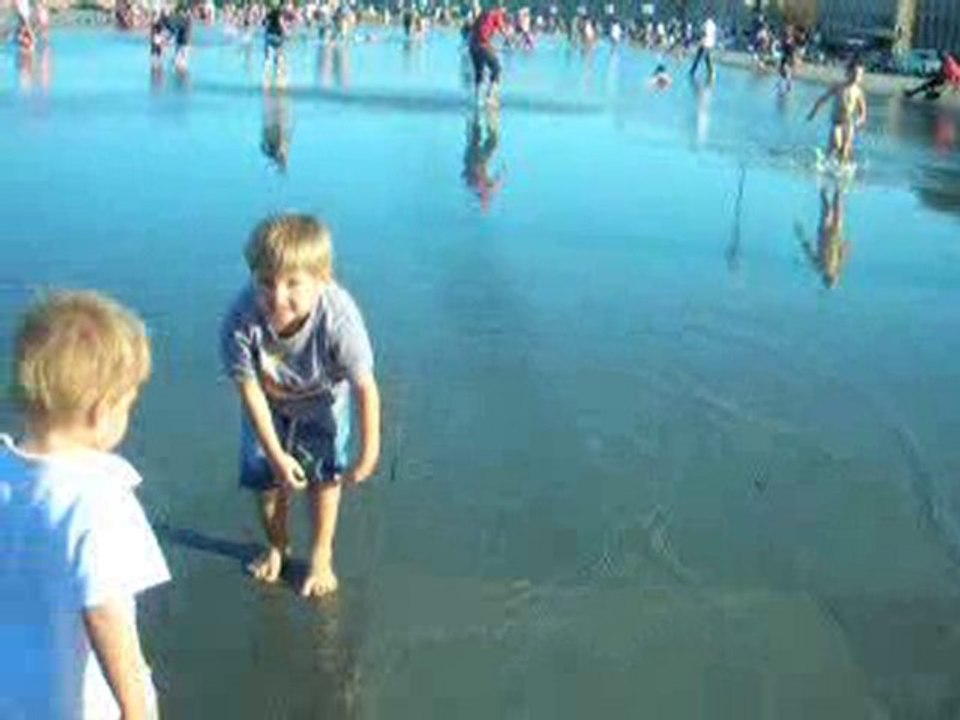 miroir d'eau Bordeaux nathan et quentin