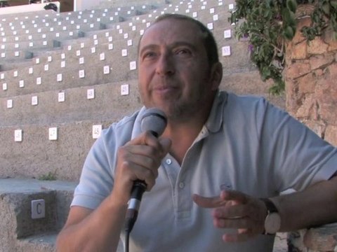 Timsit à Ramatuelle : pour le meilleur et pour le rire