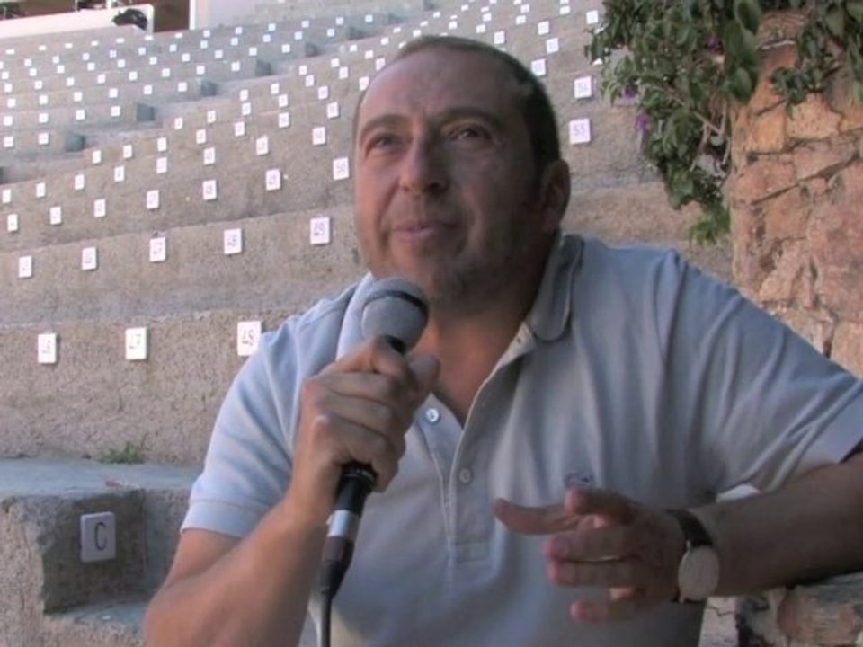 Timsit à Ramatuelle : pour le meilleur et pour le rire