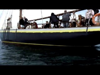 Embarquement à bord du Lys Noir