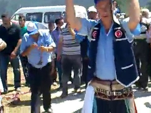 SAZLI VE AKBAŞ KÖYÜ DERNEİ VE AĞALARI ÇAKILDAK GÜREŞLERİNDE