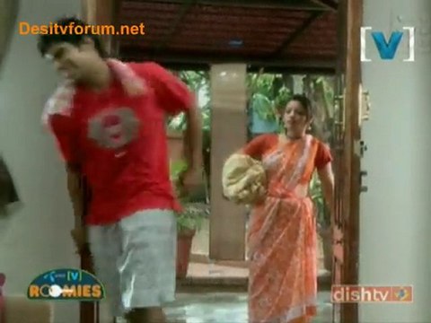 [V] Roomies - 7th August 2010 - Part2