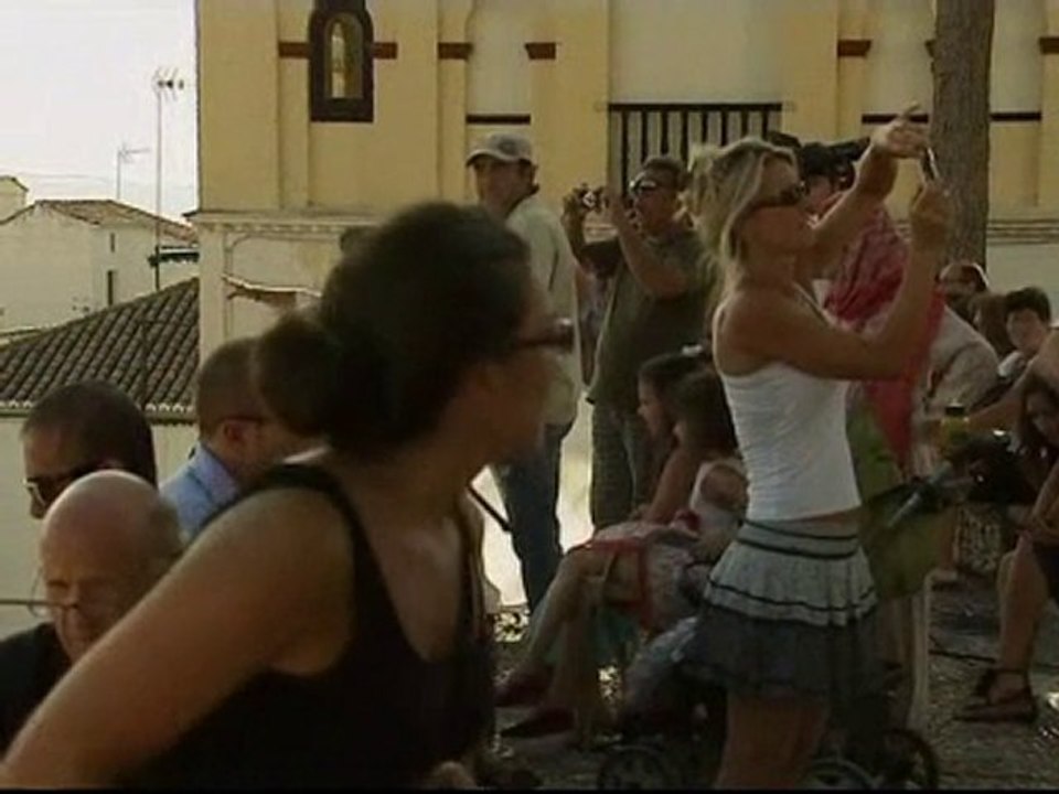 Obama family visits historic Spanish city of Ronda
