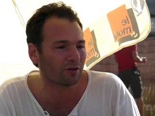 Florent Vintrigner, Chien à Plumes