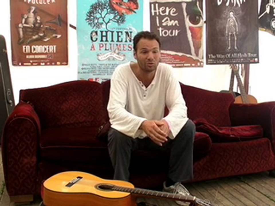 La rue Ketanou interview 1, Festival du Chien à Plumes