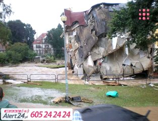 Minister spraw wewnętrznych i administracji jest na miejscu