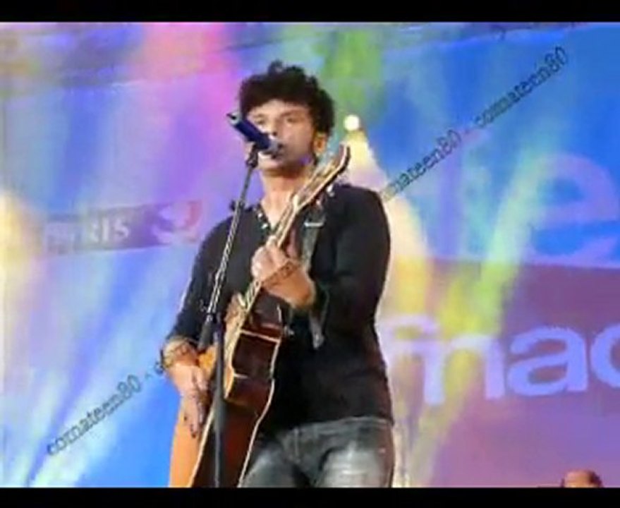 EIFFEL - LA RUE PEUT AUSSI DIRE NON