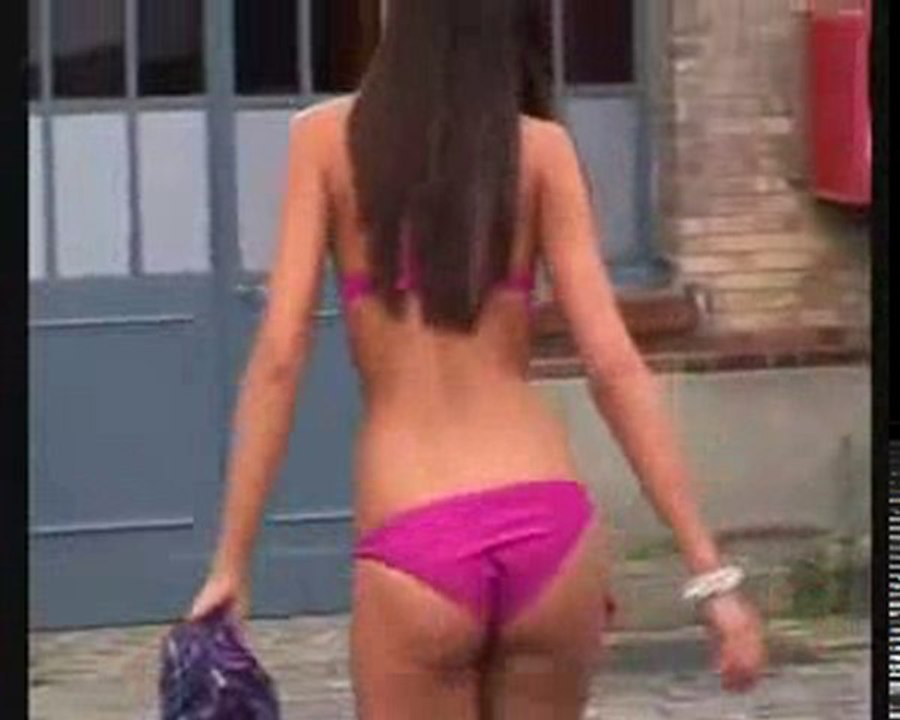Julie de Secret Story 4 est sexy !