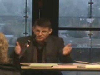 Michel Collon et  Les 7 " péchés " de Chavez  2/7