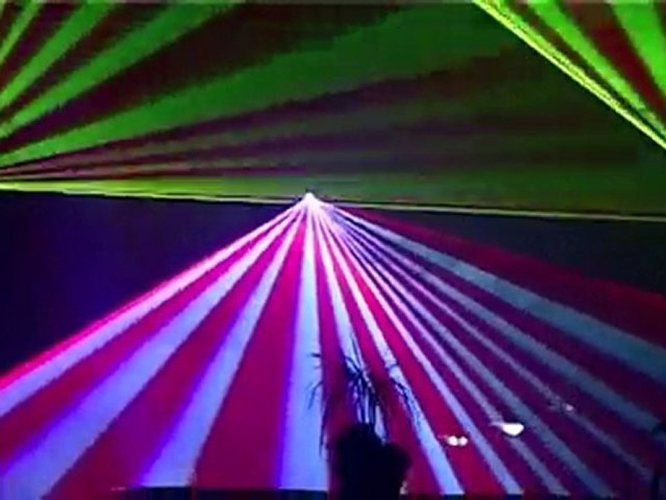 Sommernachtstanz + Lasershow powered by LICHTAKUSTIK