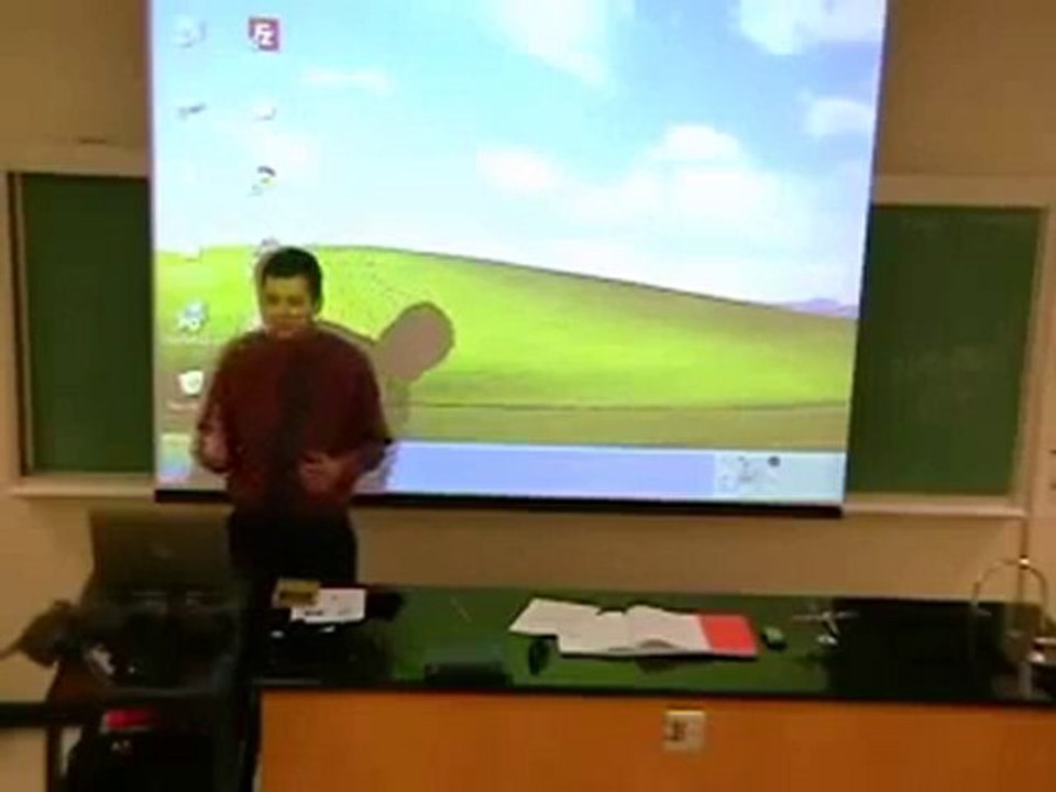 Derste projektör şakası