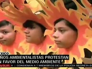 Niños ambientalistas protestan en favor del medio ambiente