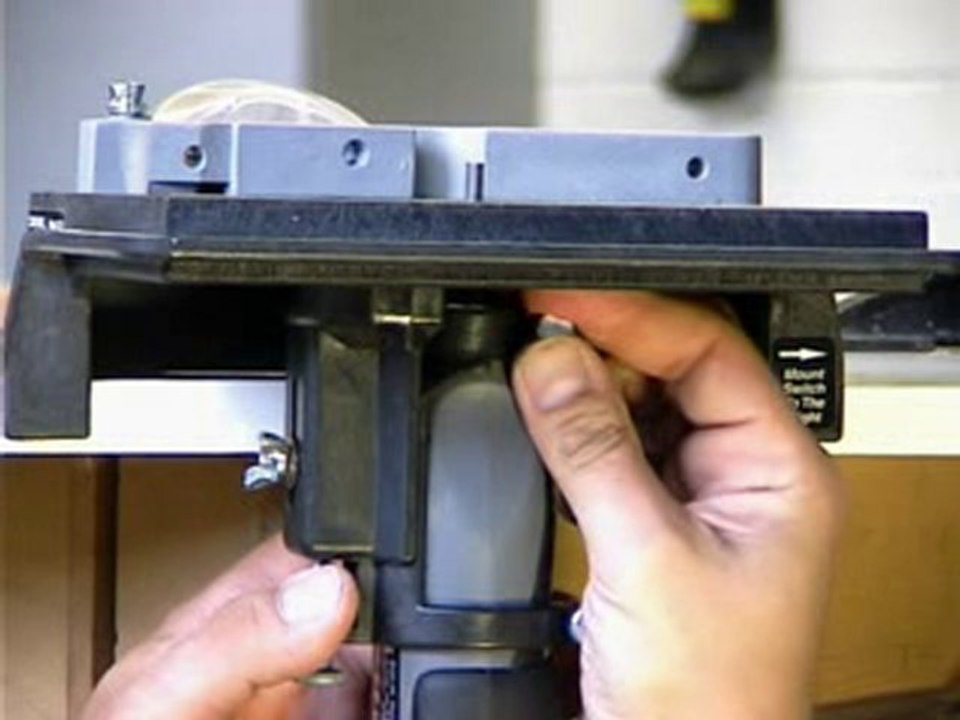 Dremel Freze /Oyma Bağlantı Tablası Montajı - Dremel 231