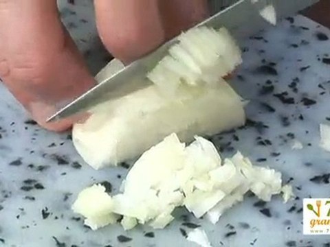 Couper un oignon - 750 Grammes