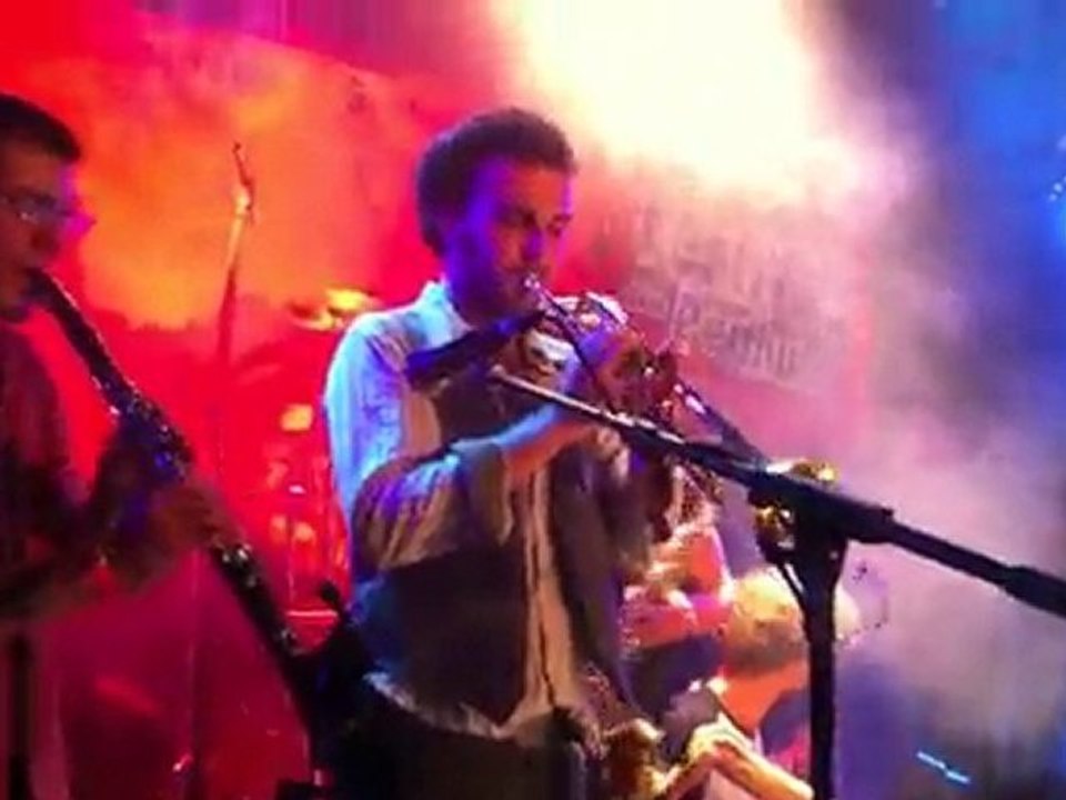 Les Gars Dans L'Coin - "L'Afro Balkan Beat"