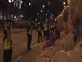 HAPPENING PRZECIWNIKÓW KRZYŻA PRZY PAŁACU PREZYDENCKIM