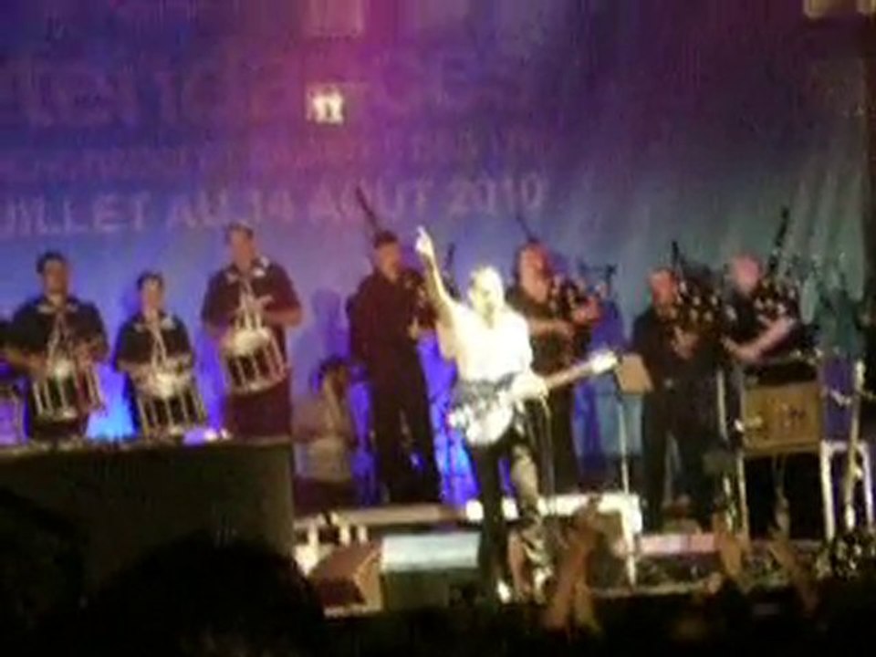 Dj Zebra feat Bagad de Carhaix - U2 and Gorillaz