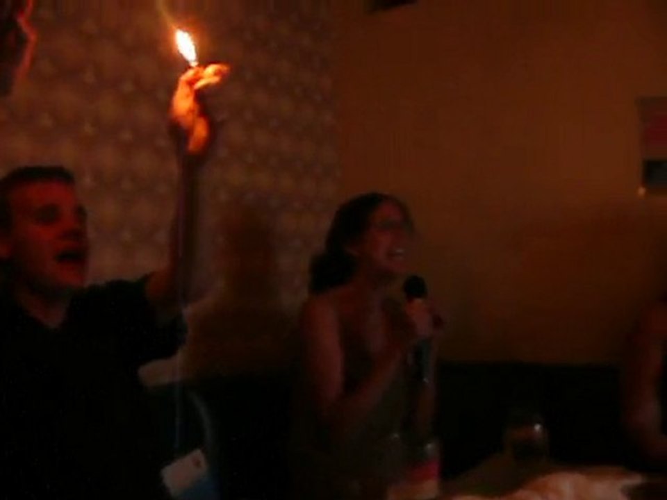 Karaoké à Nippori, Hélène & Julia, ft. M. Carey (04.08.2010)