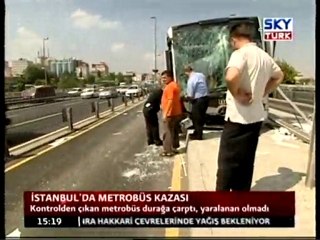 İstanbul'da Metrobüs Kazası