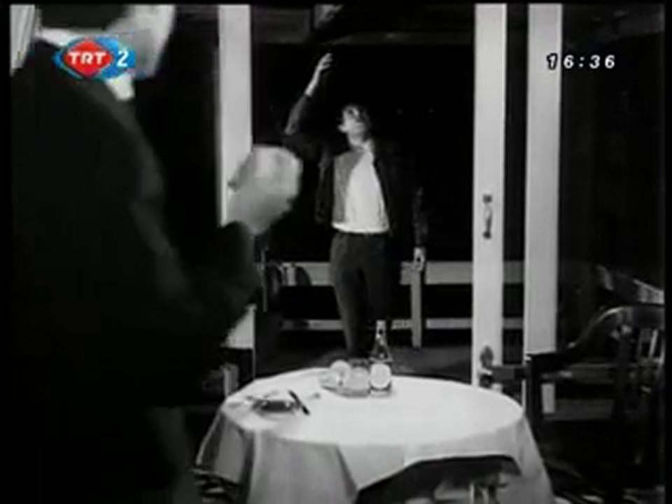 Tanju Okan - Deniz ve Mehtap