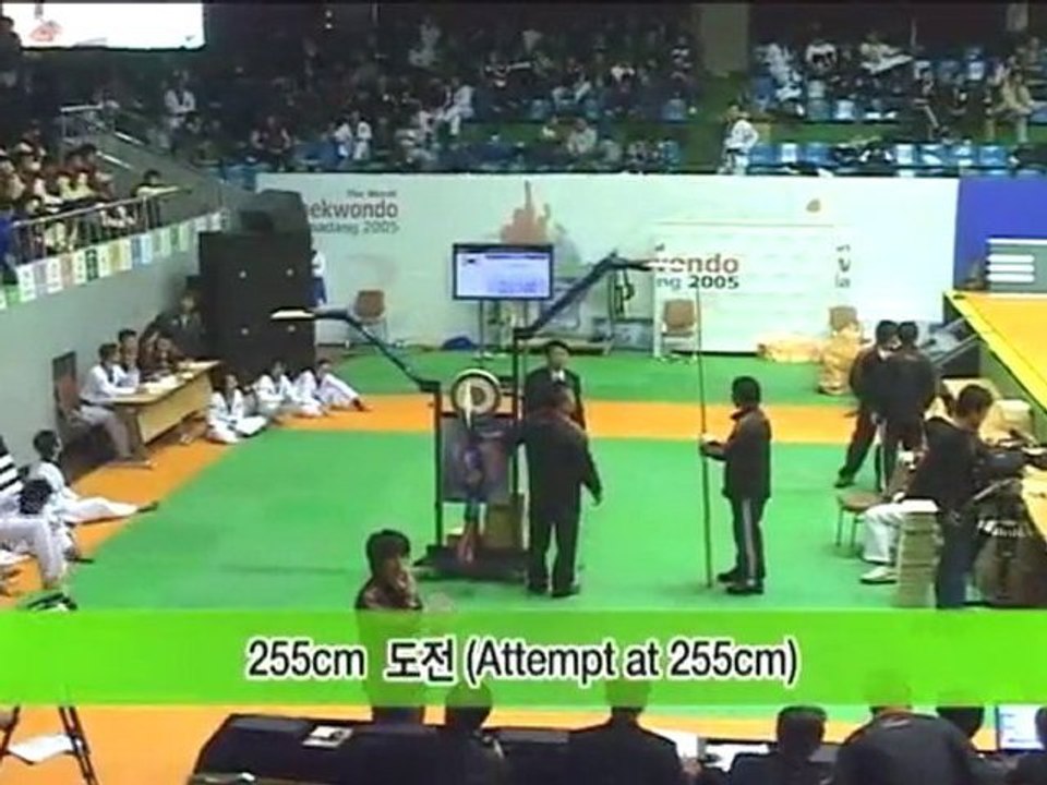 taekwondo compétition juniors casse planche tuio tchagui