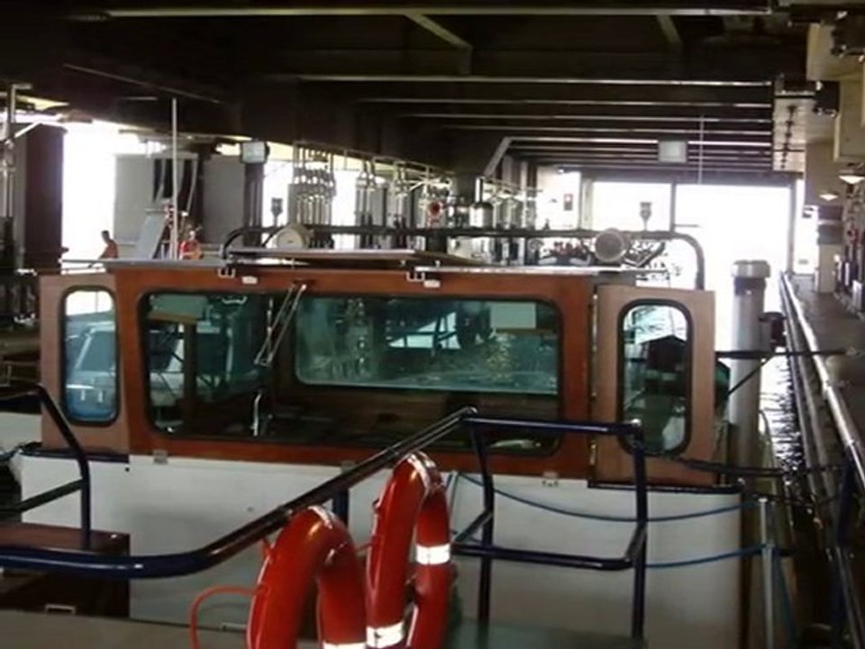 L'ASCENSEUR FUNICULAIRE DE STREPY THIEU