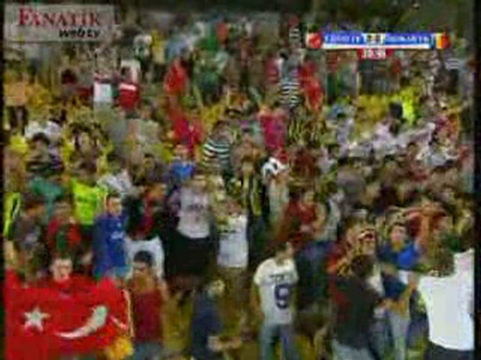 Arda Turan'dan Süper Füze Romanya Maçı 2.Gol www.akgulfm.net