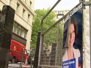 Австралийцы голосуют за границей