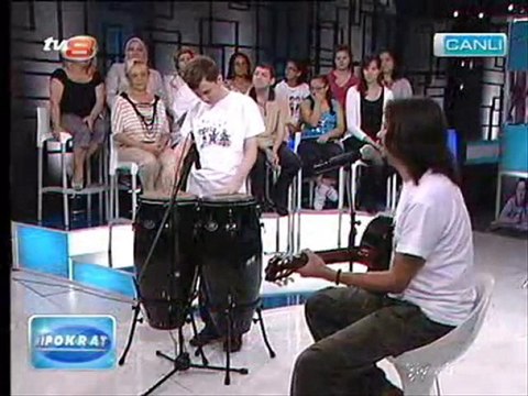 Benimle oynar mısın