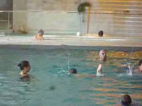 Théo - cours de natation - Août 2010 (1)