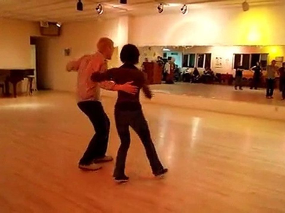 FreeSwingDanceLessons.com : Class Review : Jazzing Up Your L