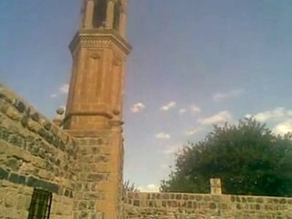 İngilizce-Norvecce Profesyonel Kokartlı Turist Rehberi ---İdil, Şırnak: Süryani Kilisesi,Timur Çeşmesi /// İdil,Turkey