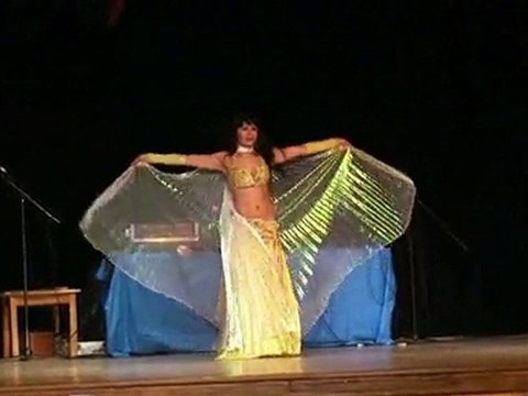 Yasmine Danseuse Orientale Toulon Var 13 83 06 Ailes Isis