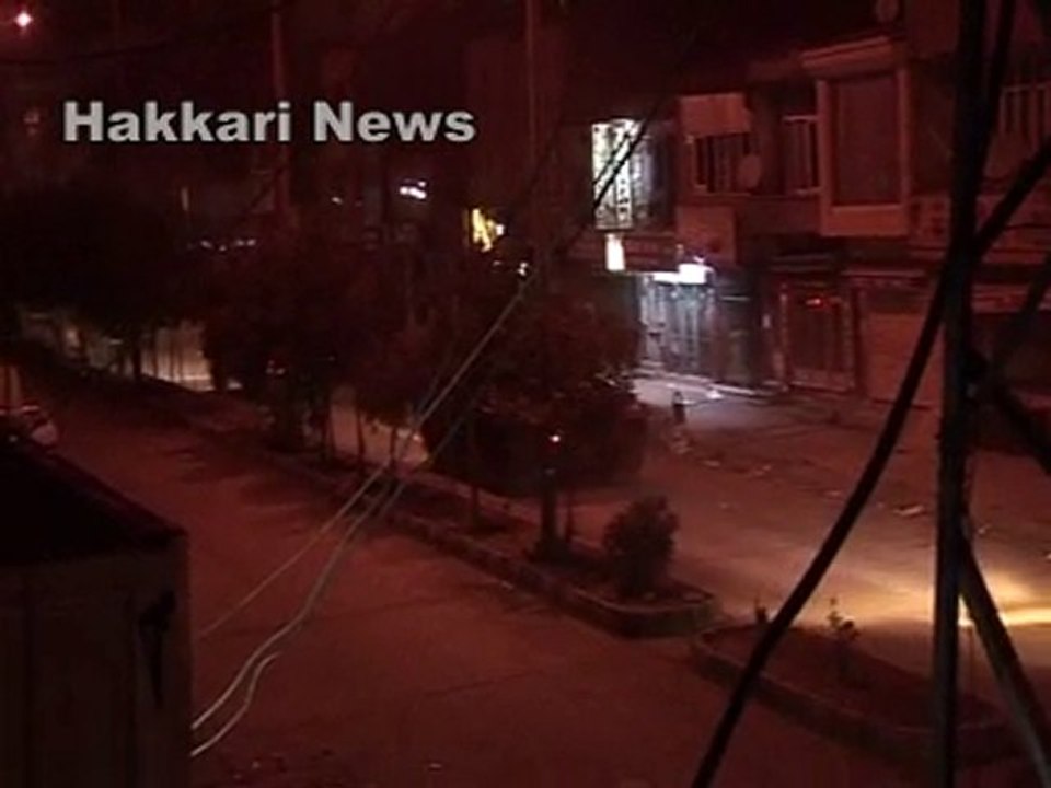 Tanklar Yüksekova Şehir Merkezinde - Hakkari News