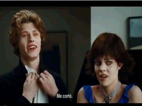 Una Loca Pelicula De Vampiros ¡ Mirala Completita!