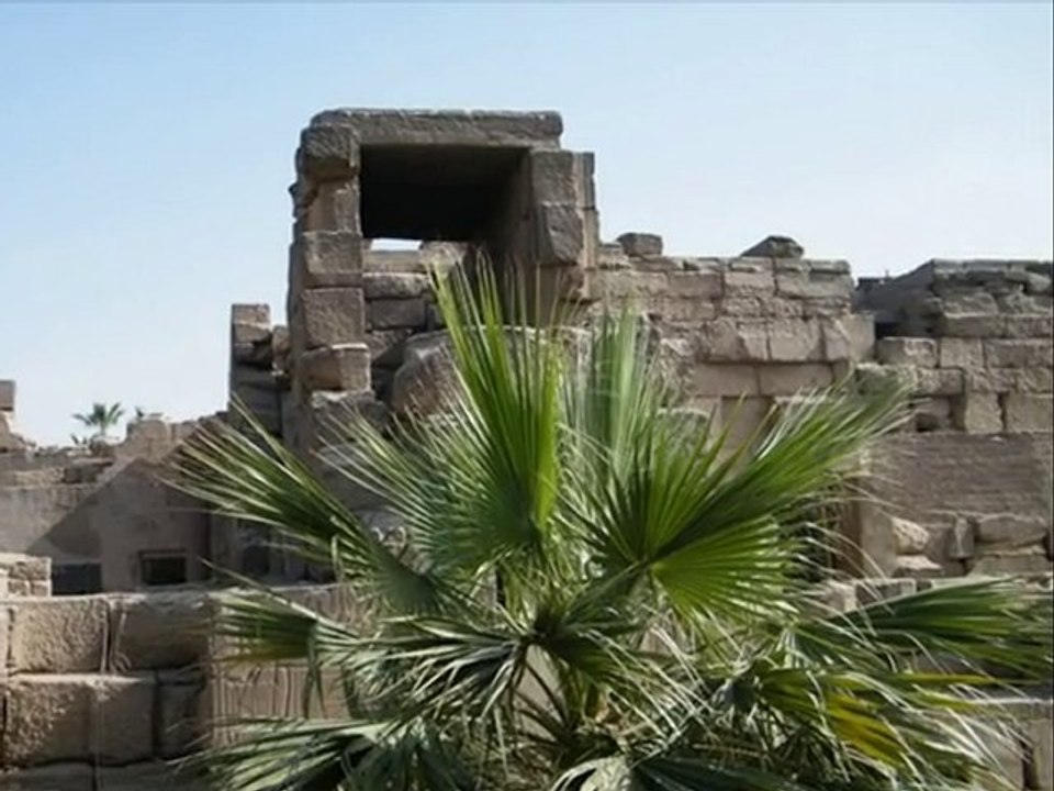LE TEMPLE DE LOUXOR (Egypte)