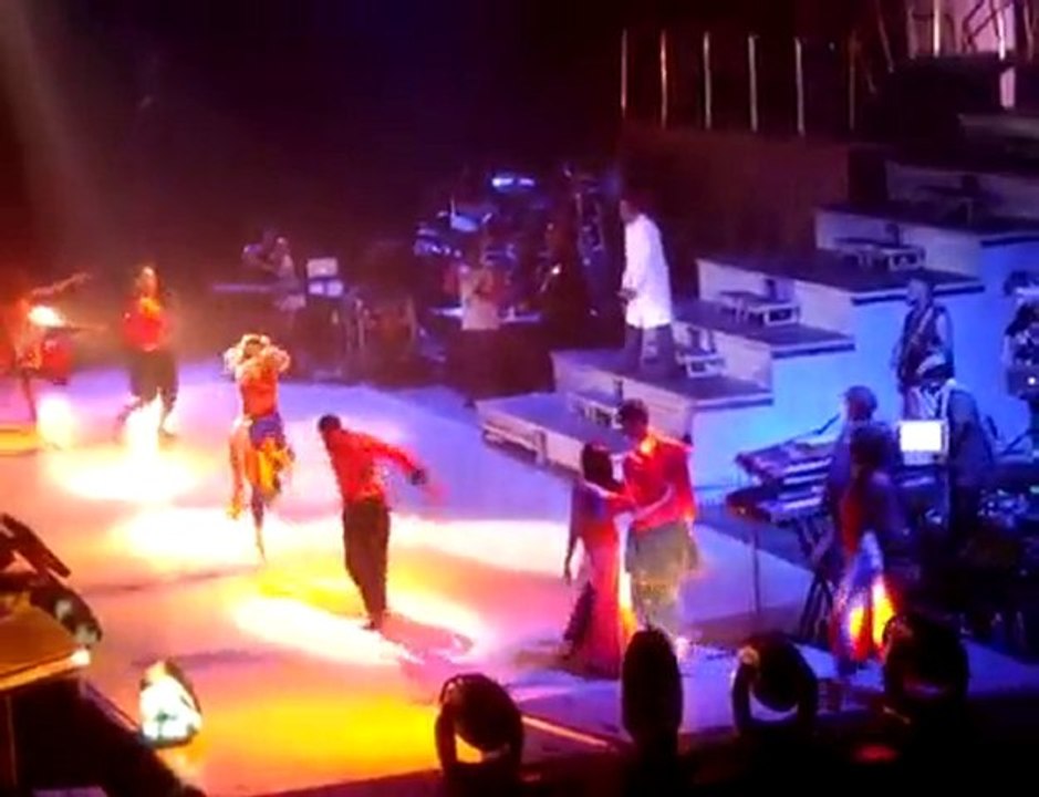 AR Rahman Concert 2010 - Azaadi (Independence)