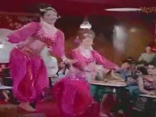 LUTT JA O LUT JA : ASHA BHONSLE & CHORUS : AANKHEN 1968