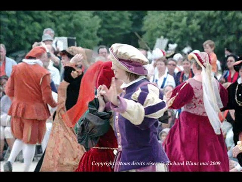 Spectacle Historique Château Ecouen Vidéo Photos Chevaliers