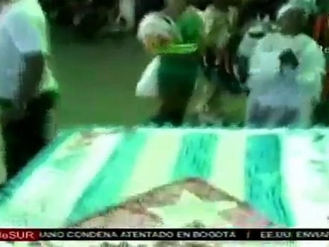 Festejan niños cubanos cumpleaños de Fidel Castro