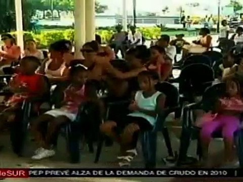 Festejan cubanos cumpleaños y recuperación de Fidel Castro