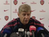 Wenger signs Arsenal contract extension