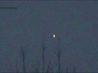 UFO slowly flying over Toronto Canada 7 August 2010