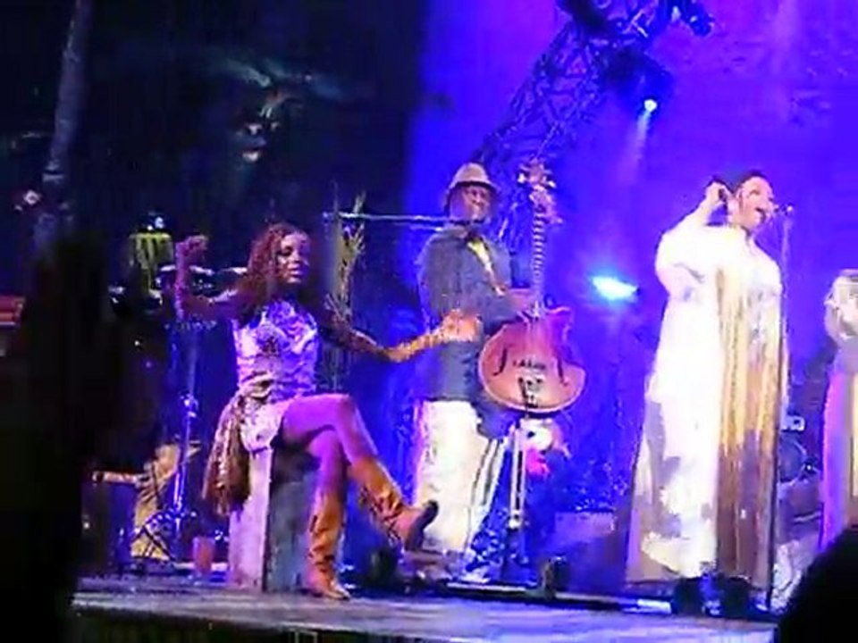 Christophe Maé - Could you be loved (Gospel)