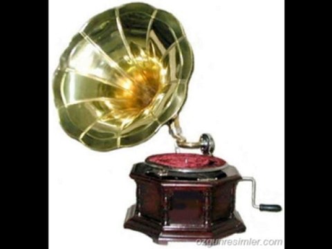 Özdal Orhon Sularda Kaybolurken Hayaller Birer Birer