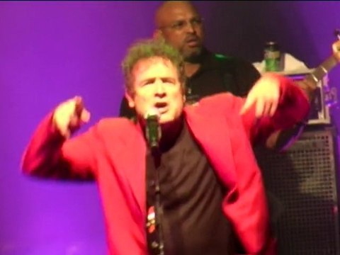 01. Rolling Ocean - Johnny Clegg - Béziers 2010