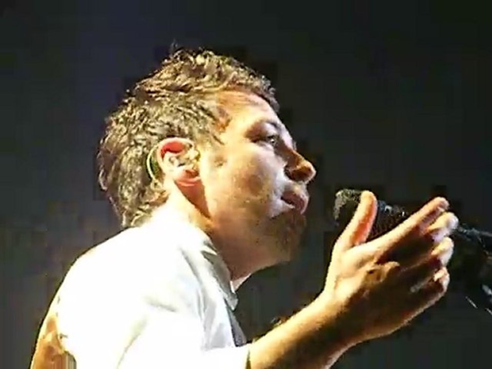 Christophe Maé - Ma vie est une larme (extrrait)